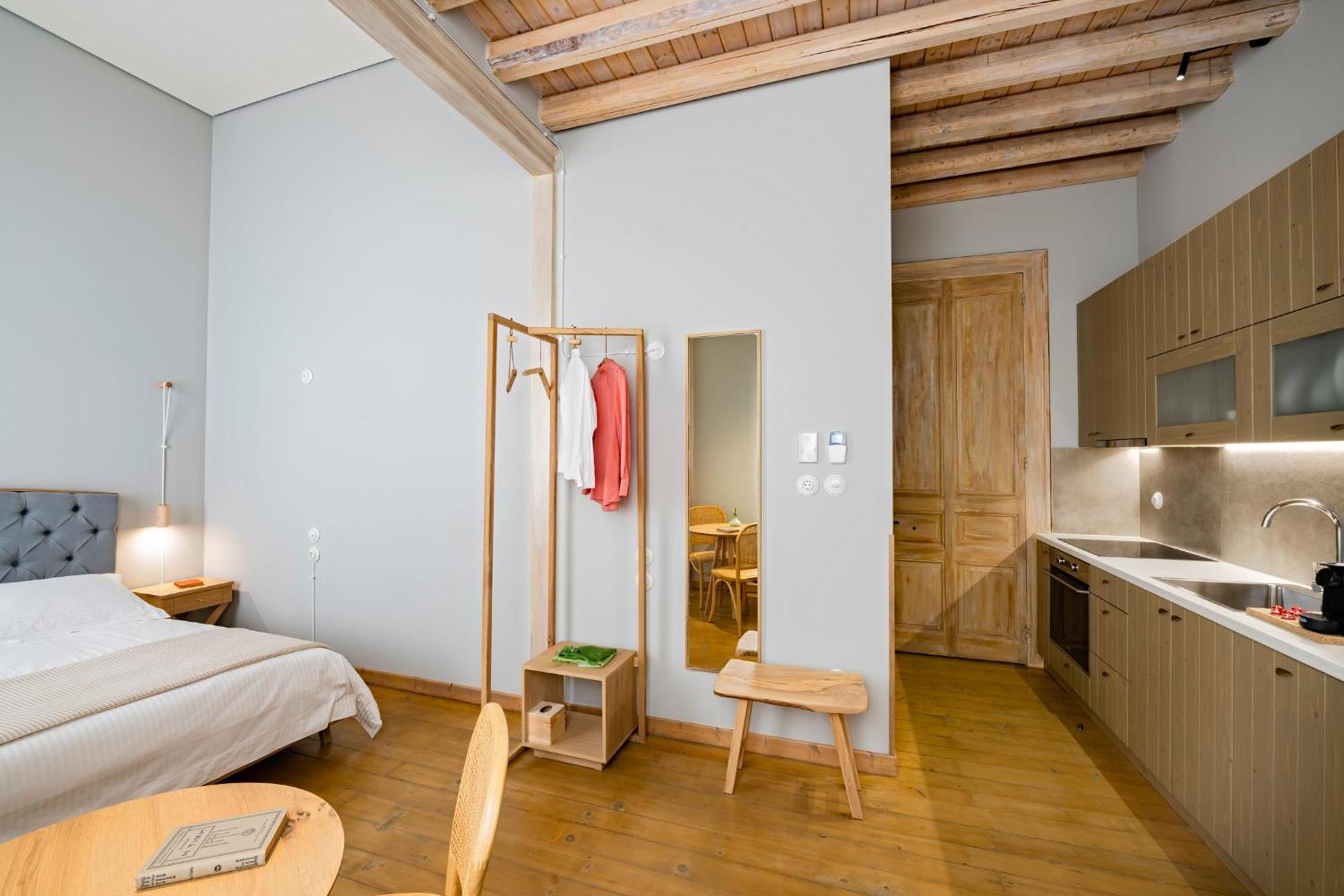 Eramai Hotel Patras Room photo